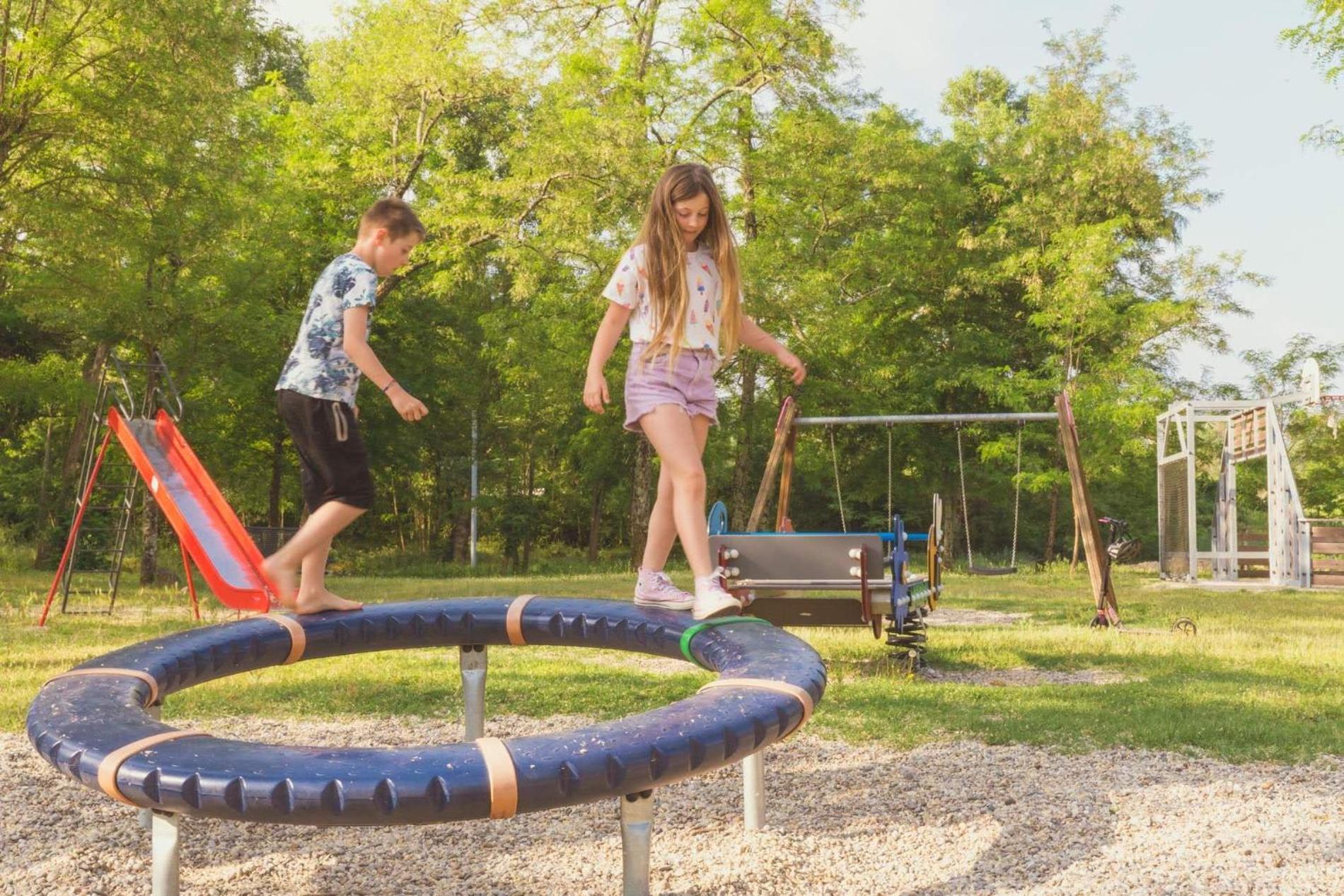 Camping La Chapouliere Ruoms Exteriör bild