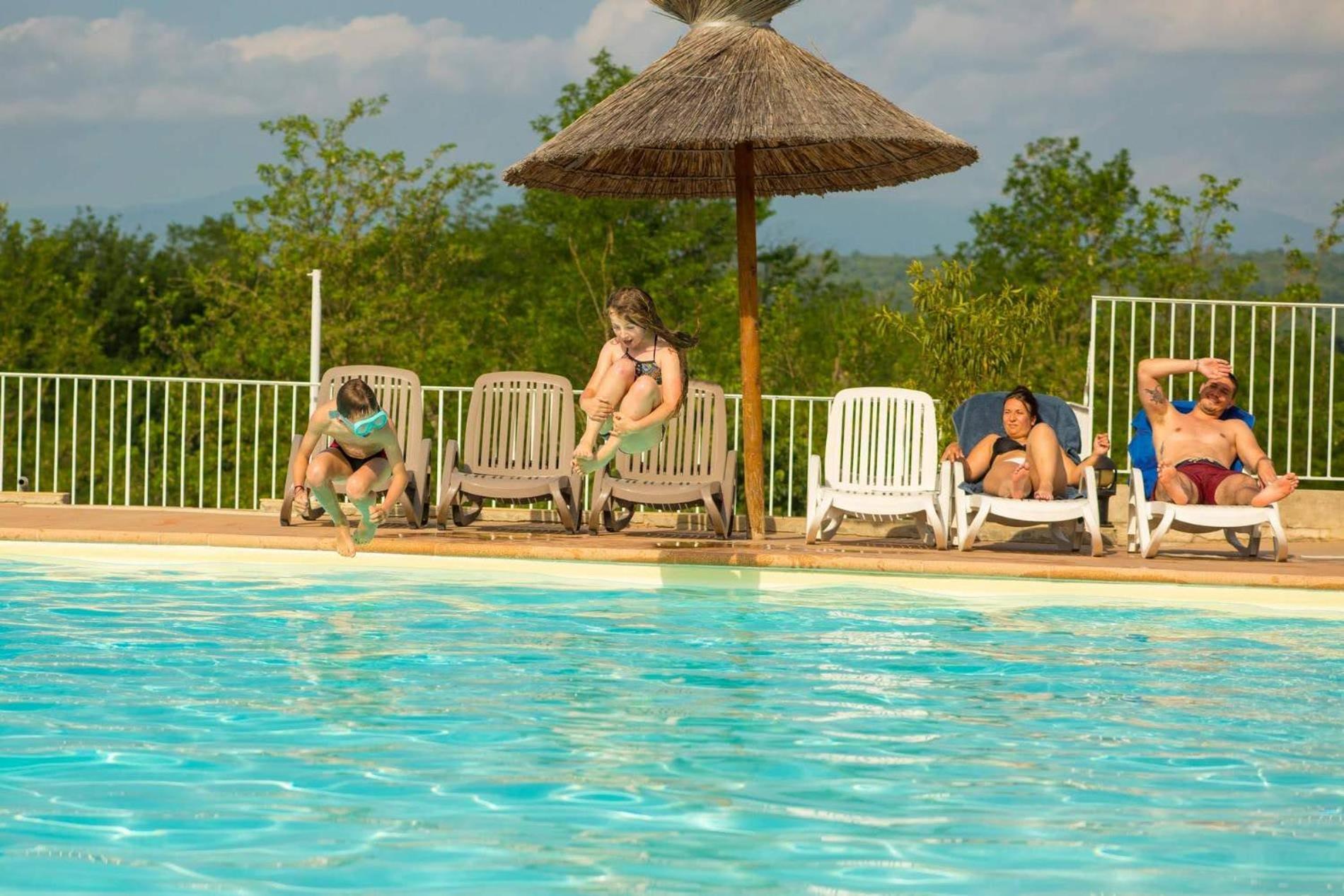 Camping La Chapouliere Ruoms Exteriör bild